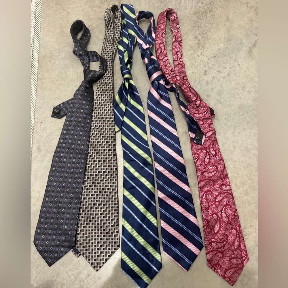 Men’s ties assorted